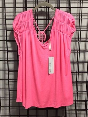 Dear Scarlett Women's Pink Smocked Shoulder Tunic